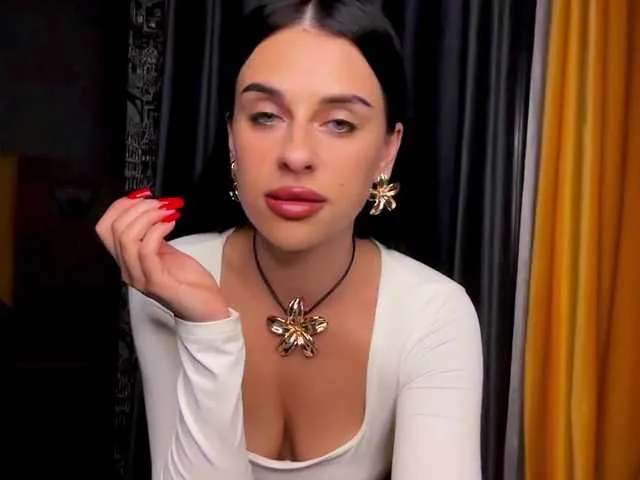 Offline Anomaliya on BongaCams