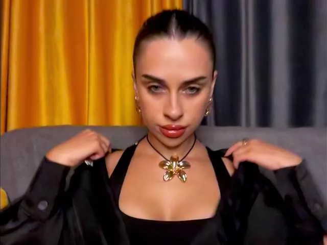 Offline Anomaliya on BongaCams