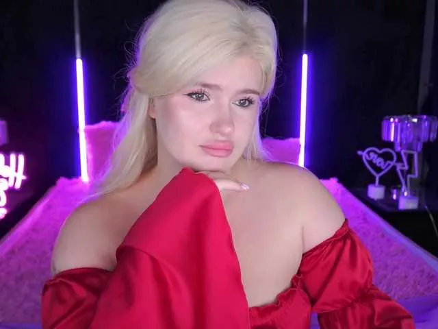 Offline AnoraJoy on BongaCams