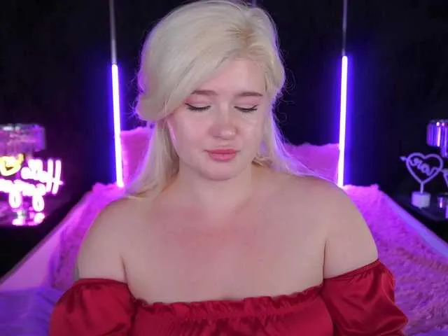 Offline AnoraJoy on BongaCams