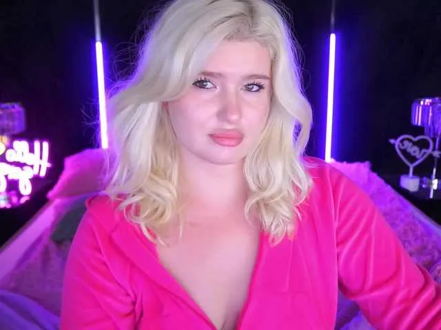 Offline AnoraJoy on BongaCams