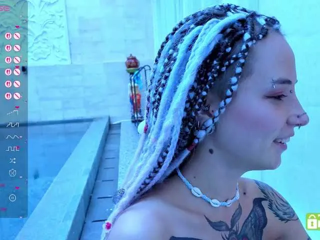 Offline Anuskatz on BongaCams