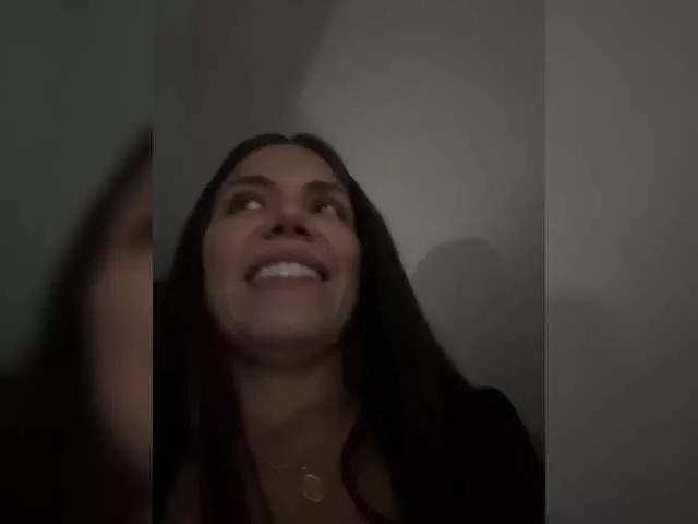 APRILHILL from BongaCams