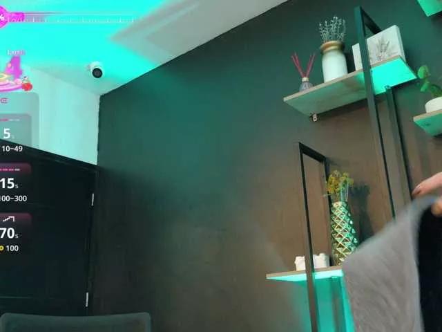 APRILHILL from BongaCams