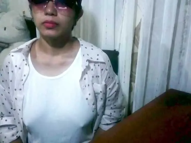 Offline arabianZ on BongaCams