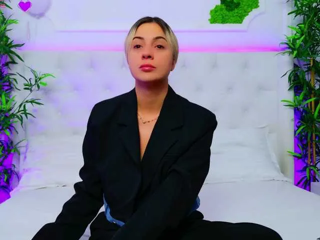 Offline AriannaSins on BongaCams