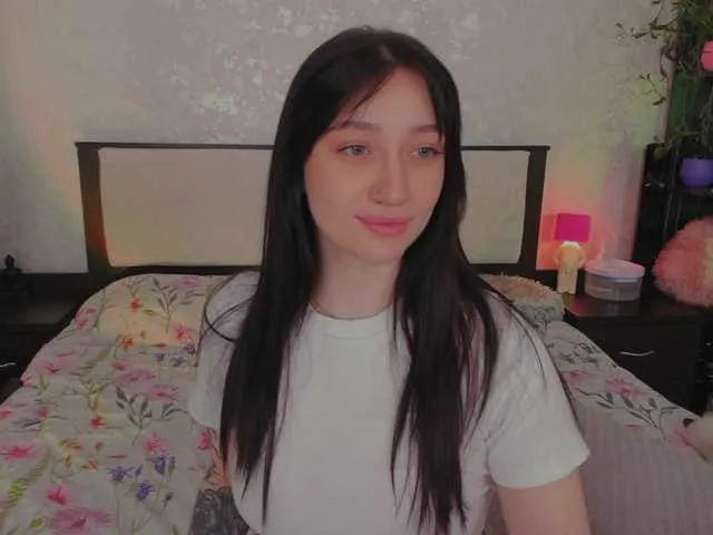 Offline ariellaallure on BongaCams