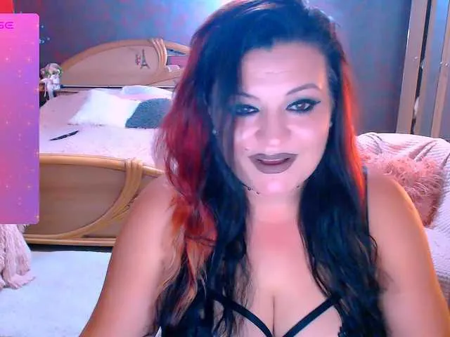 Offline Ariellefoxy on BongaCams