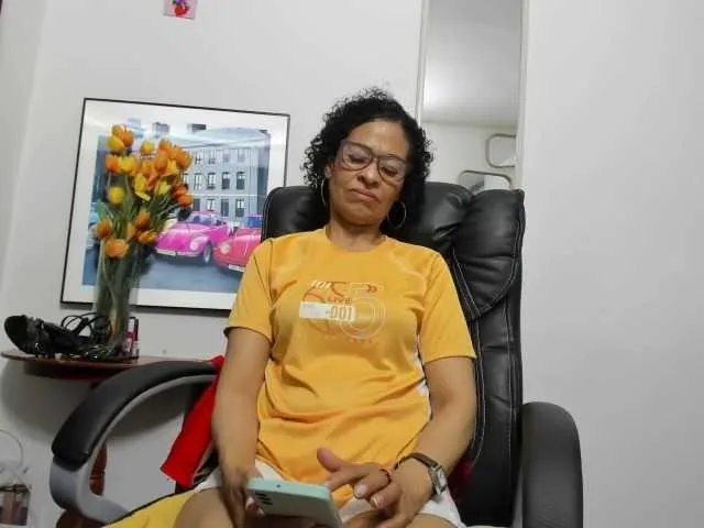 Offline Aries-Mature on BongaCams