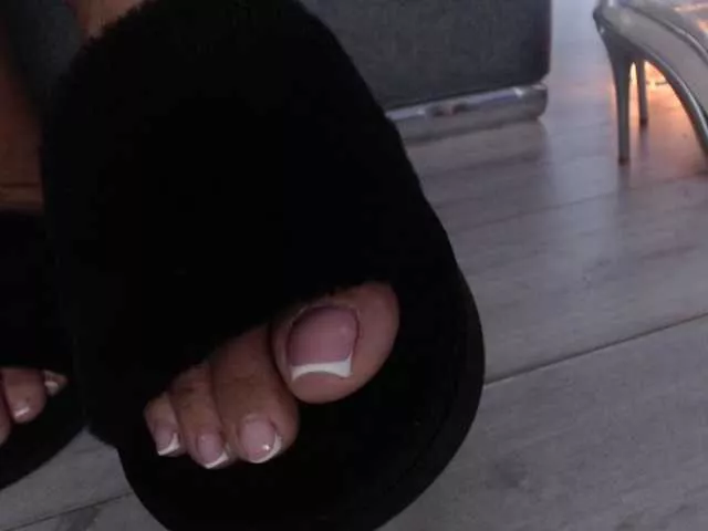 Offline Asyia on BongaCams