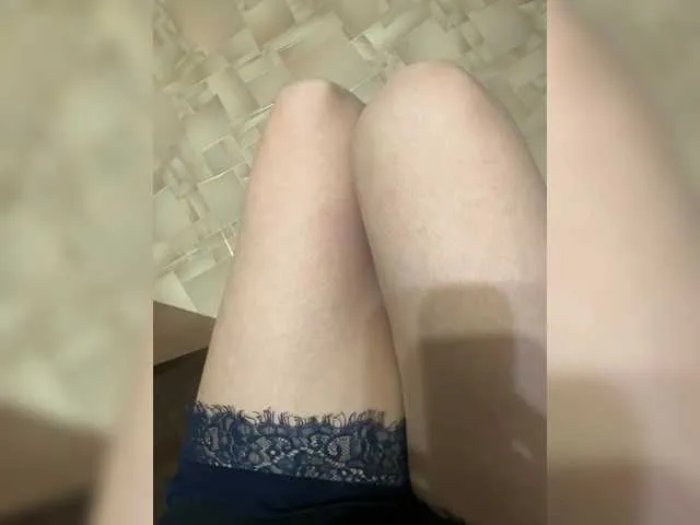 Offline Avrora09 on BongaCams