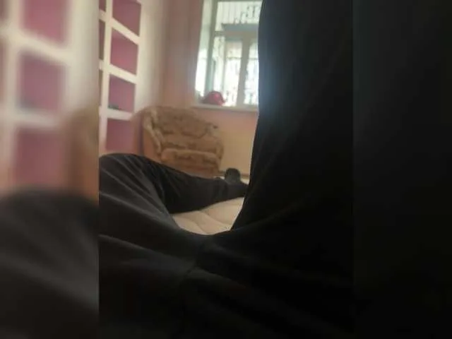 Offline Avrora09 on BongaCams