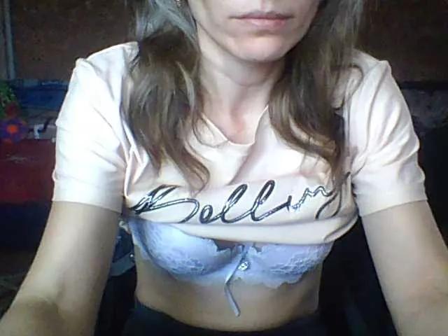 BabyLove4432 from BongaCams