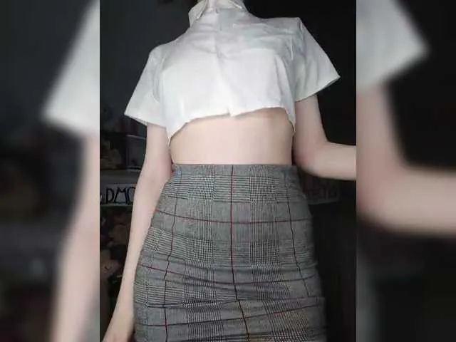 Offline BadGirlv1 on BongaCams