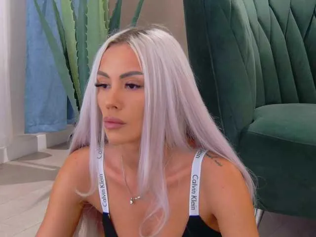 Offline BailleyRush on BongaCams