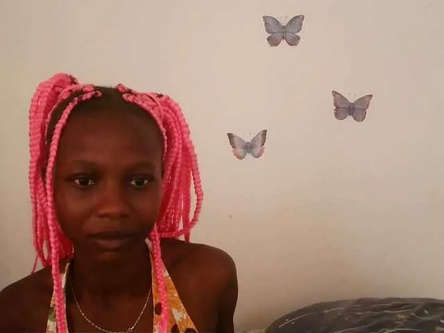 Offline BarbiePinky on BongaCams