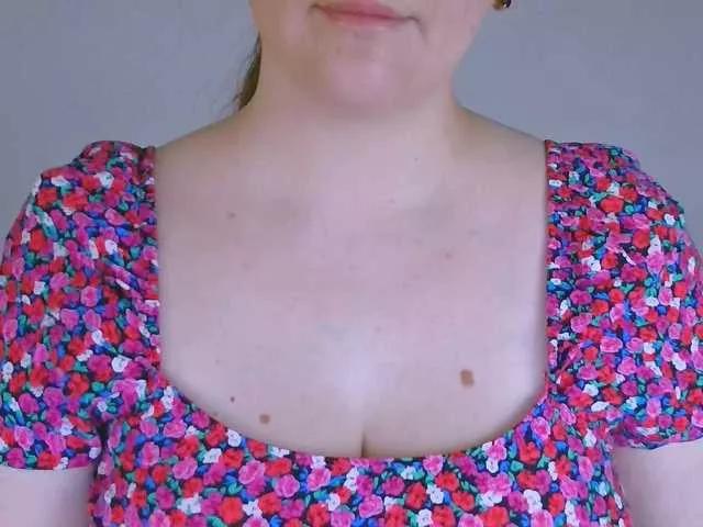 BBWMasha from BongaCams