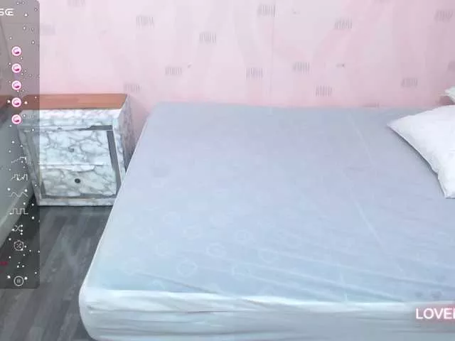 Offline Beautifulskinny18 on BongaCams