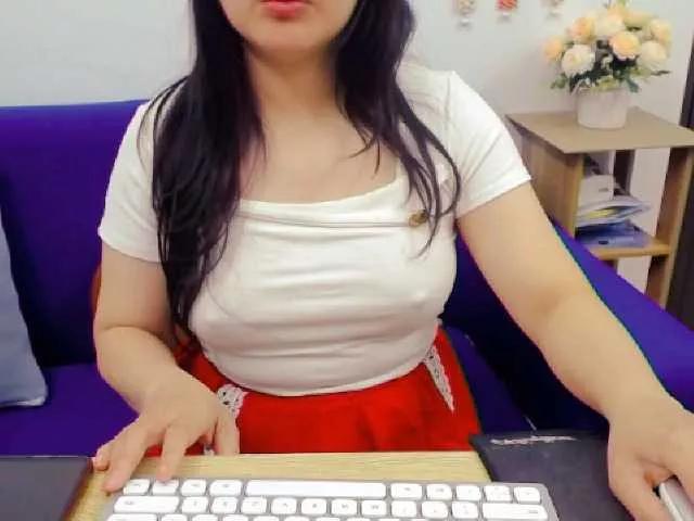Bella6868 from BongaCams
