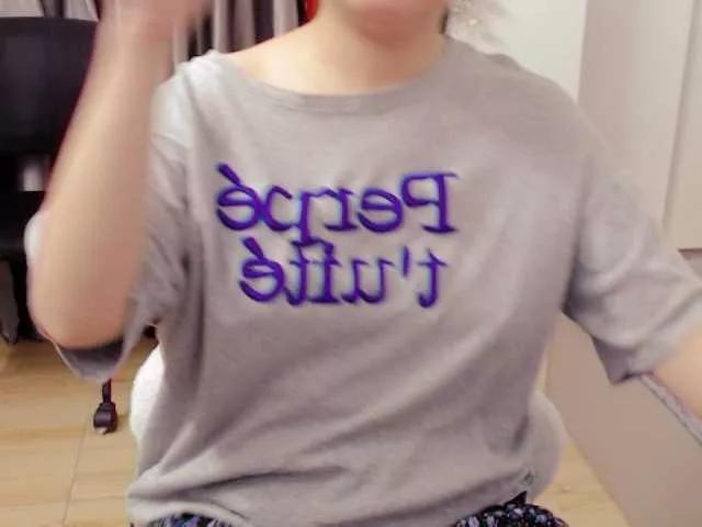 Bella6868 from BongaCams
