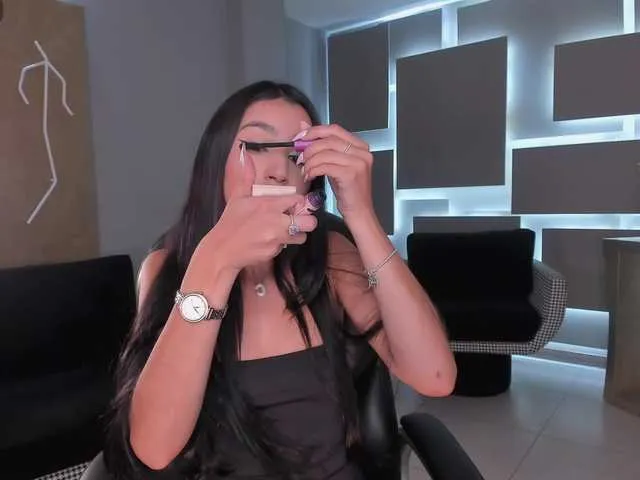 Offline BellaCarteer on BongaCams