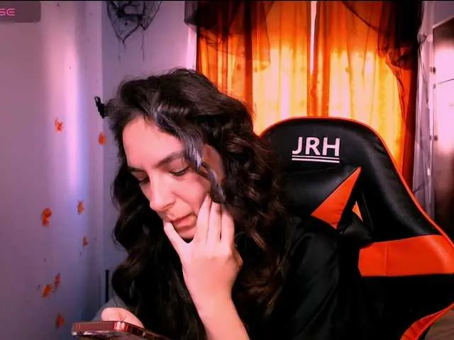 Freechat bellaqueen0701 on BongaCams