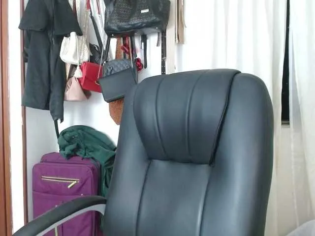 Offline Briggiteskyangels on BongaCams