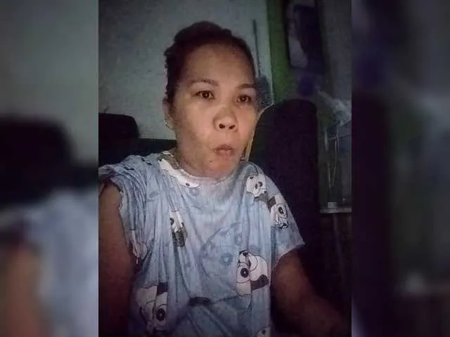 Offline Bunnygreen on BongaCams