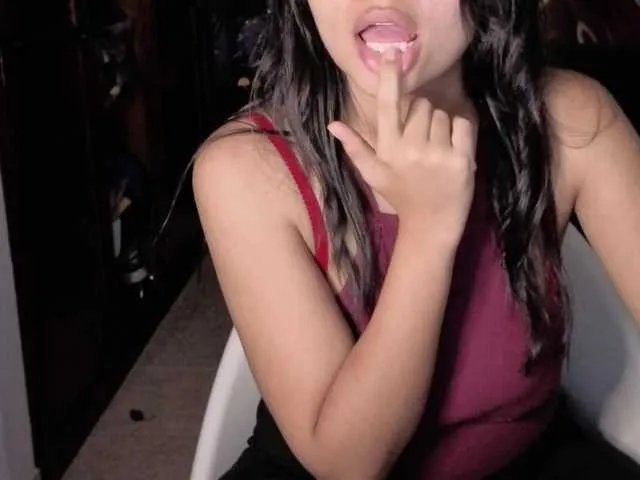 Offline Candela34 on BongaCams