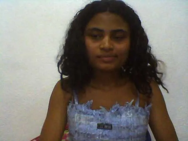 Offline Carennehot2 on BongaCams