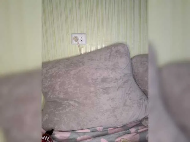 Offline carnality on BongaCams