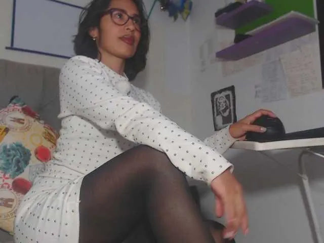 Offline cataleya35 on BongaCams