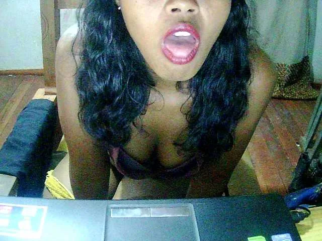 Offline Cathie69 on BongaCams