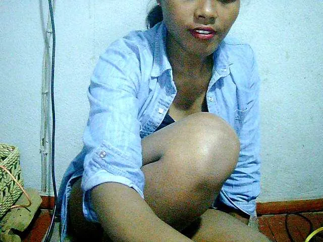 Offline Cathie69 on BongaCams