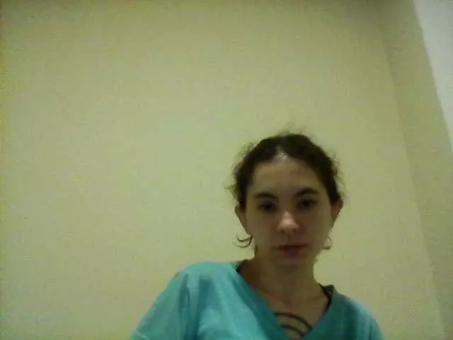 Offline Celena980 on BongaCams