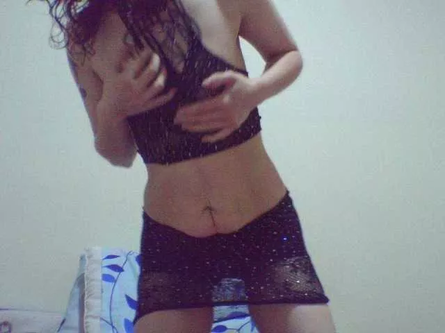 Offline Celena980 on BongaCams