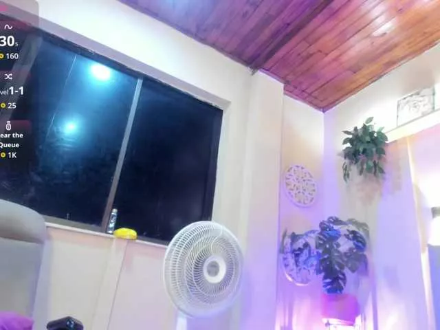 Offline chloe-rosse on BongaCams