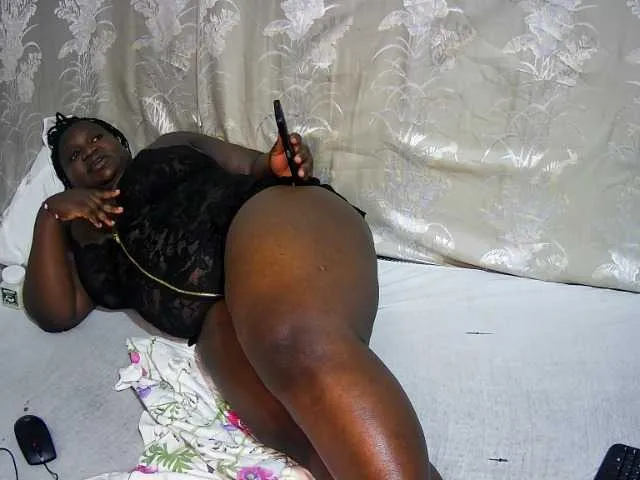 Freechat chubby-pritty on BongaCams