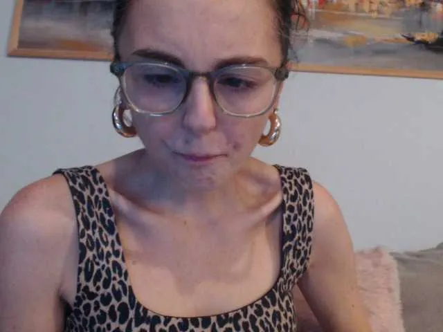 Offline cleophee on BongaCams