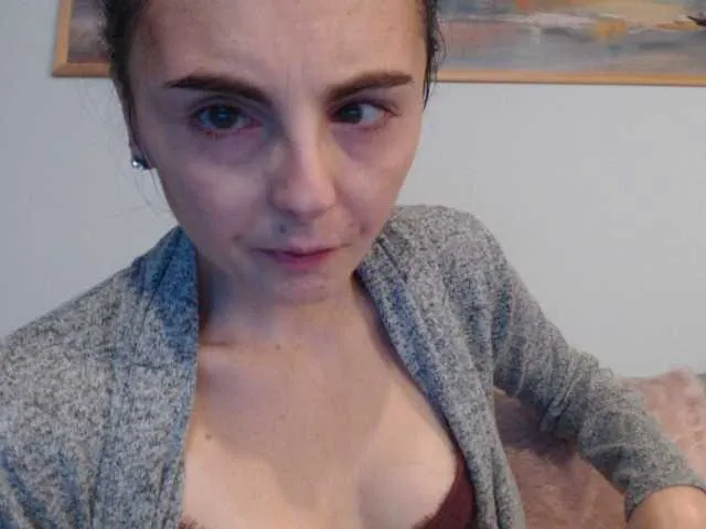 Offline cleophee on BongaCams