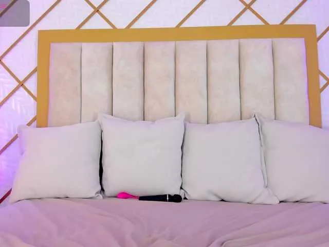 Offline cocodamore on BongaCams