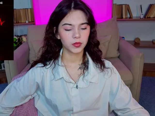 Offline CoralineJones on BongaCams