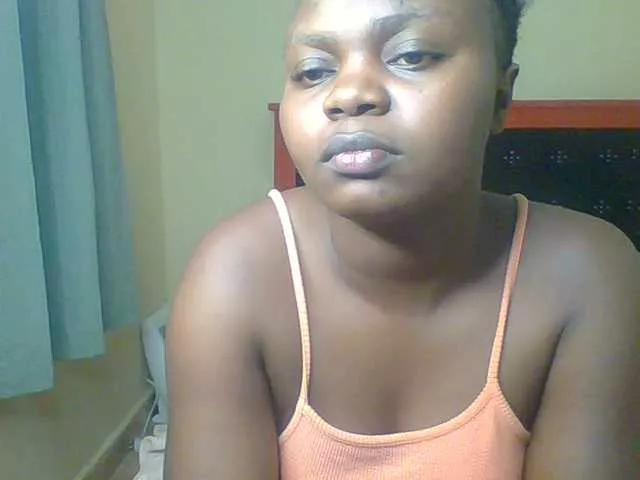 Freechat Crazymaya on BongaCams