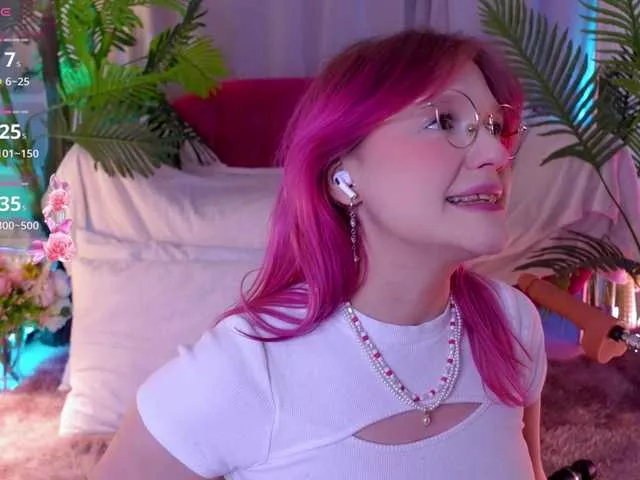 Freechat CrazyWine on BongaCams