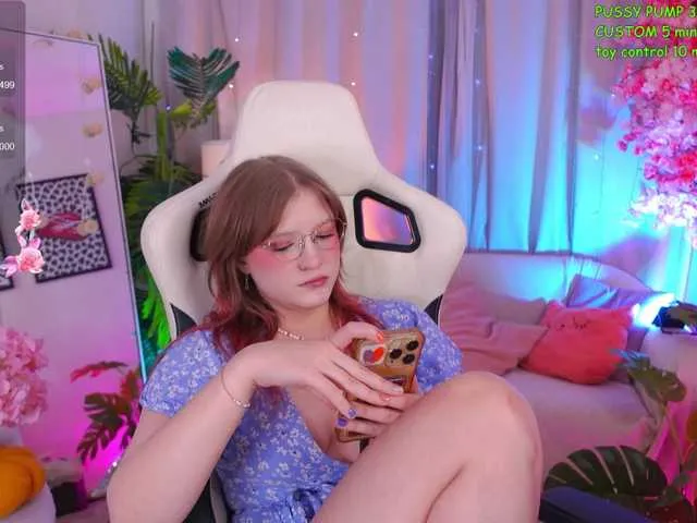 Freechat CrazyWine on BongaCams