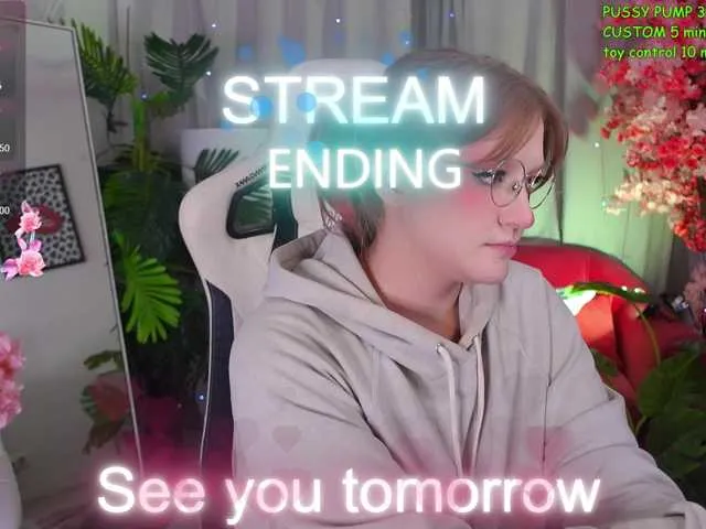 Freechat CrazyWine on BongaCams