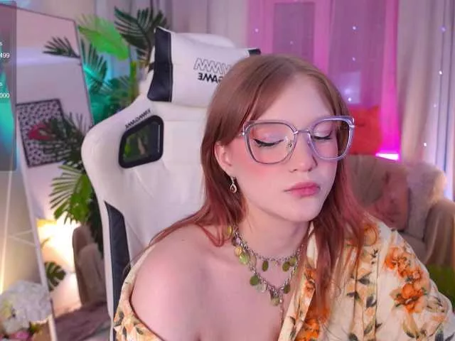 Freechat CrazyWine on BongaCams