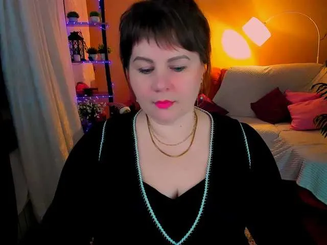 Freechat CrystaalStaar on BongaCams