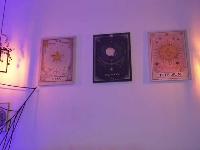 Offline curlynatashaa on BongaCams