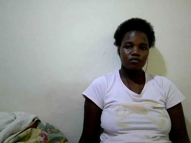 Freechat cute-heaven on BongaCams